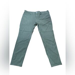 Maurices Olive/Army Green/Cropped Denim Jeggings Size XL-S